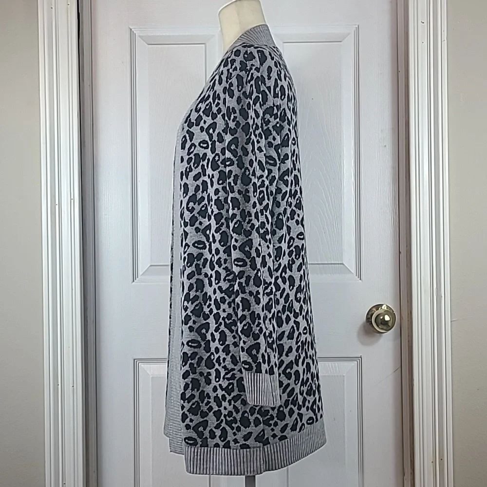 Nine West Animal Print Cardigan - Picture 6 of 11